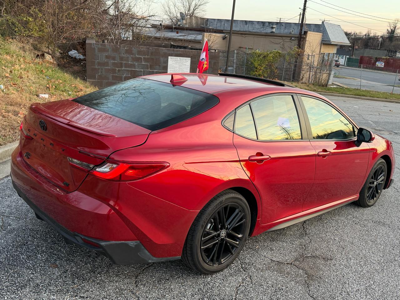 Toyota Camry Hybrid SE AWD 2025