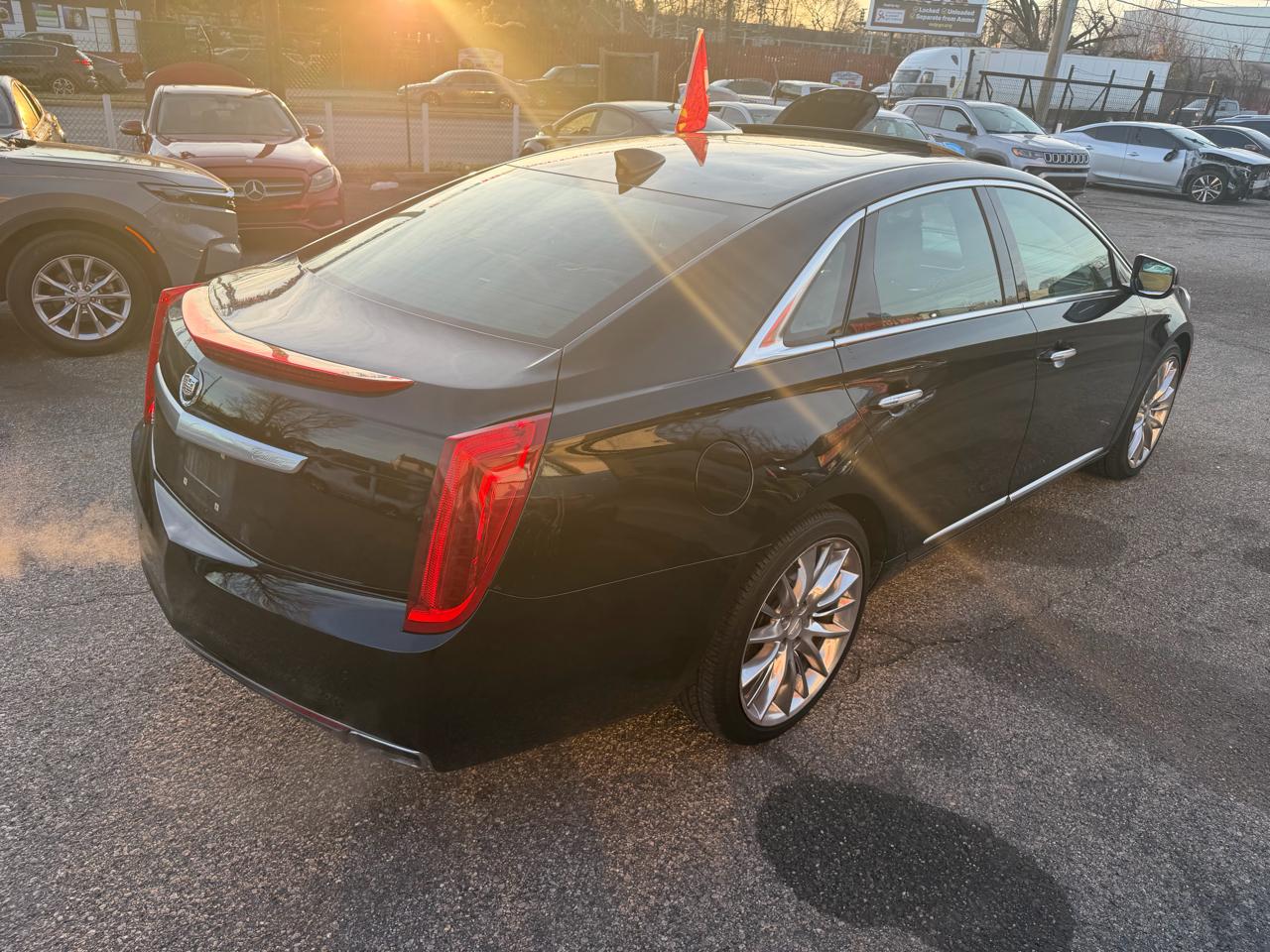 Cadillac XTS Platinum FWD 2016