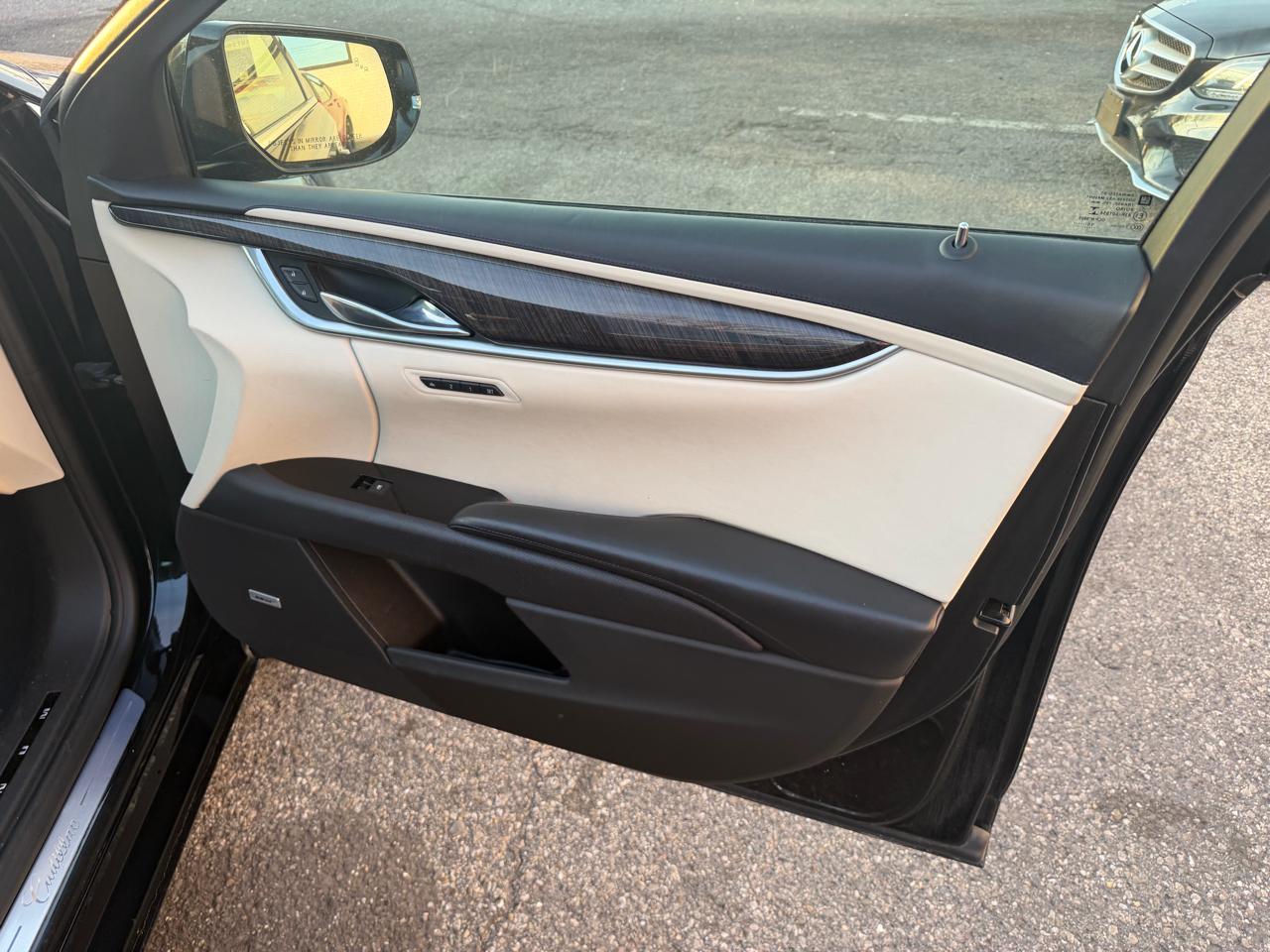 Cadillac XTS Platinum FWD 2016