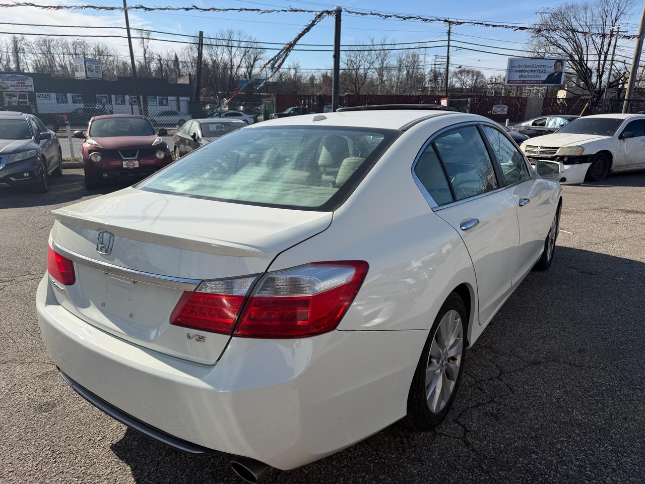 Honda Accord EX-L V6 Sedan AT 2013