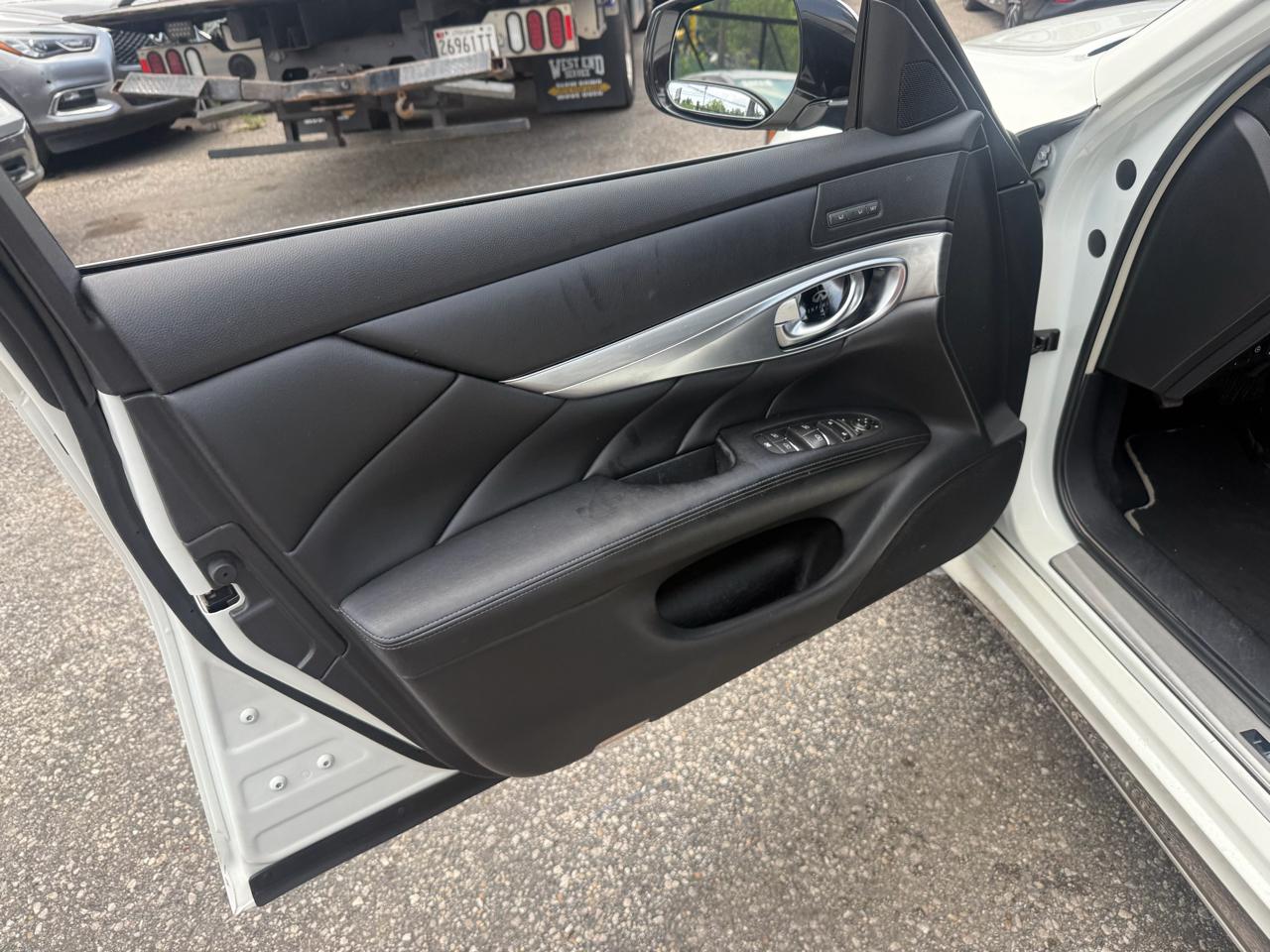 Infiniti Q70 L 3.7 AWD 2017