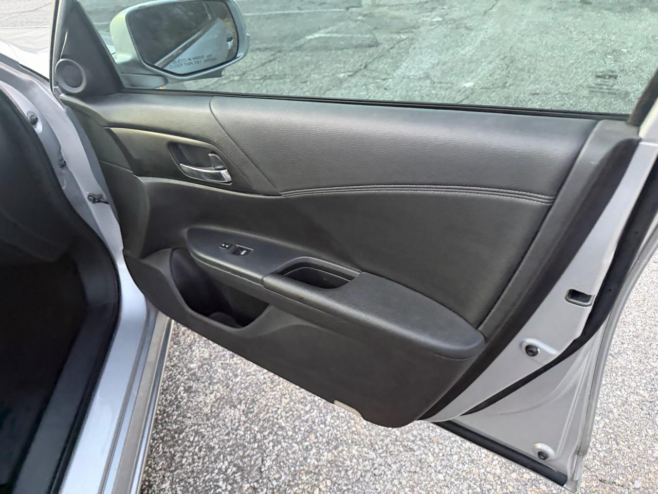 Honda Accord EX Sedan CVT 2013