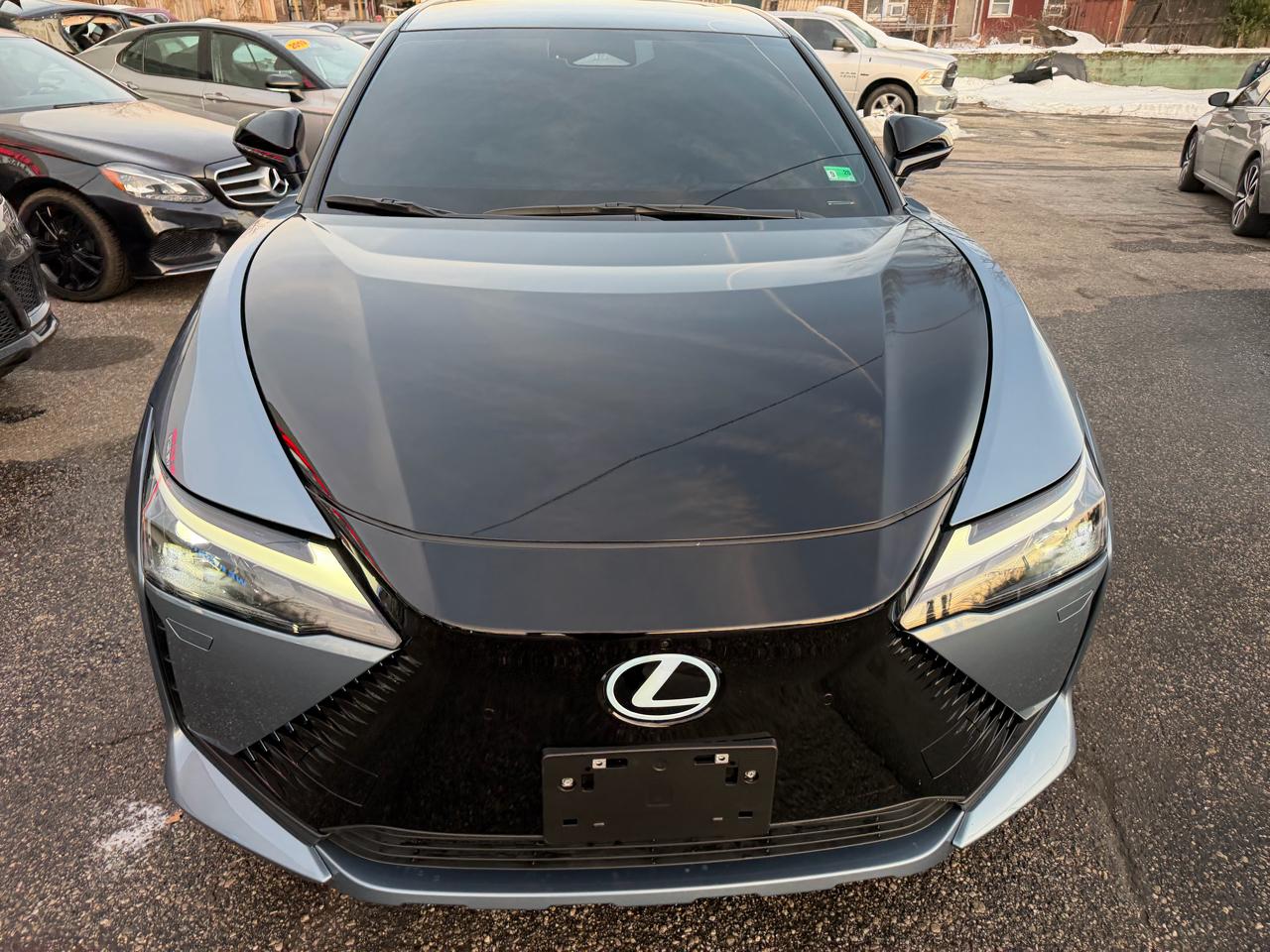 Lexus RZ 450e Premium 2023