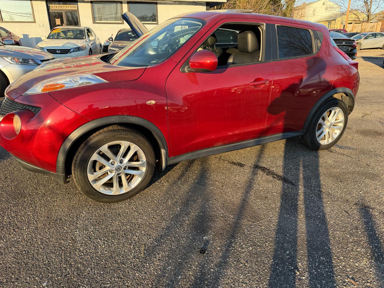 Nissan Juke S AWD 2012