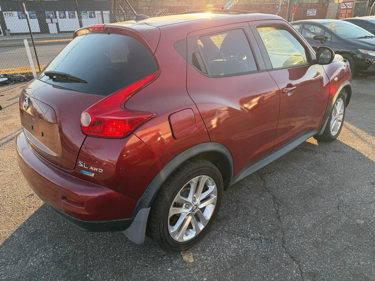 Nissan Juke S AWD 2012