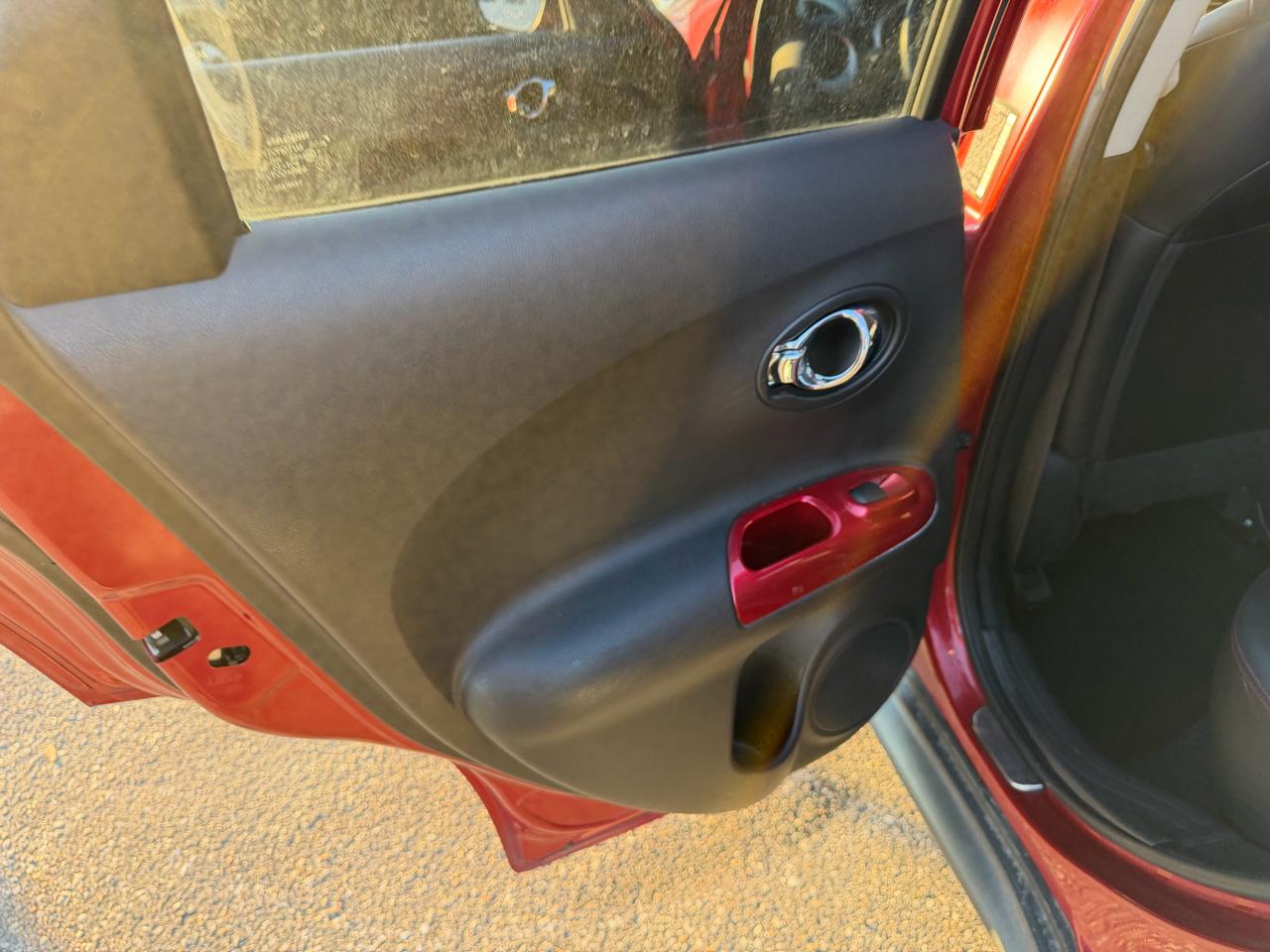 Nissan Juke S AWD 2012