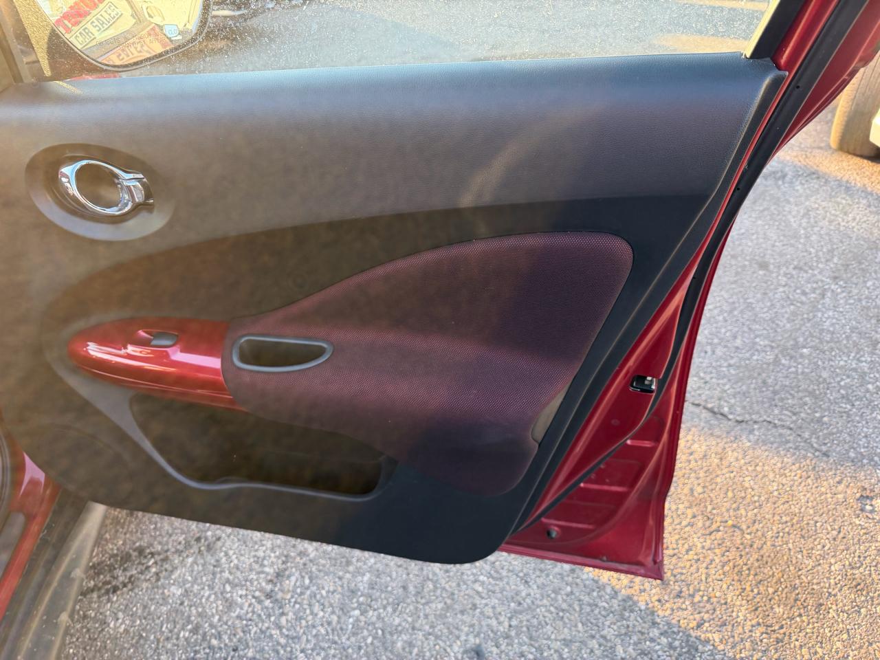 Nissan Juke S AWD 2012