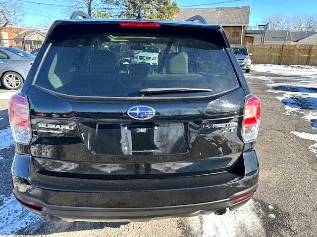 2018 Subaru Forester 2.0XT Premium photo 3