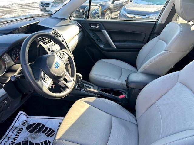 2018 Subaru Forester 2.0XT Premium photo 4