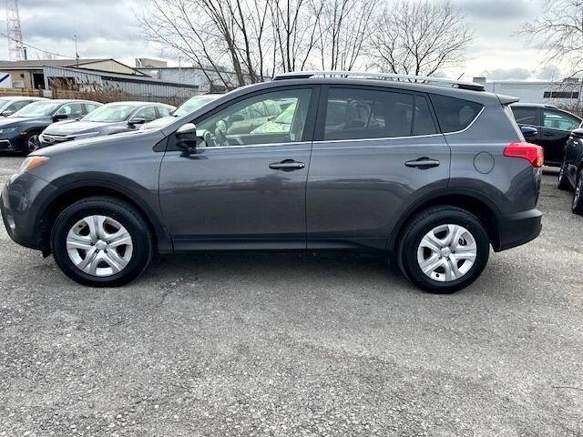 2014 Toyota RAV4 LE photo 2
