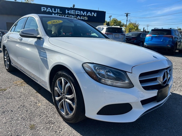 2017 Mercedes-Benz C-Class C 300 4MATIC Sedan with Luxury Pkg