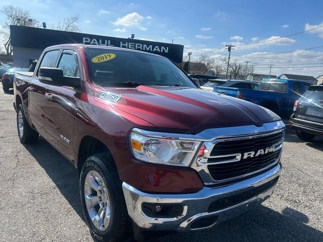 2019 RAM 1500 Big Horn/Lone Star 4x4 Crew Cab 5'7" Box
