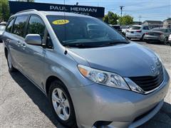 2013 Toyota Sienna 