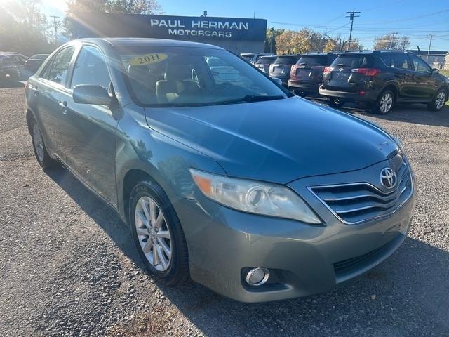 2011 Toyota Camry 4dr Sdn I4 Man LE (Natl)