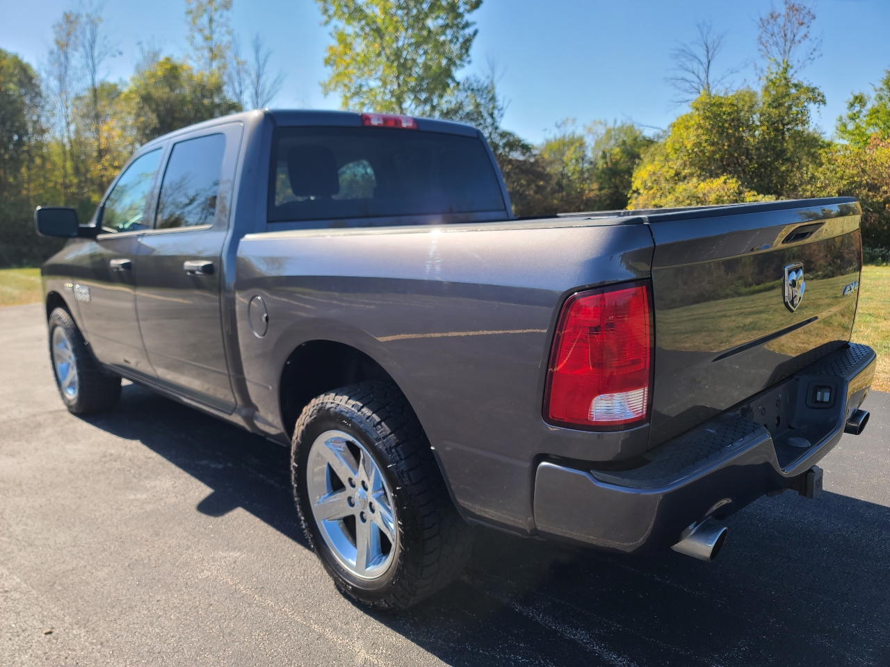 2017 Ram 1500 Express photo 8