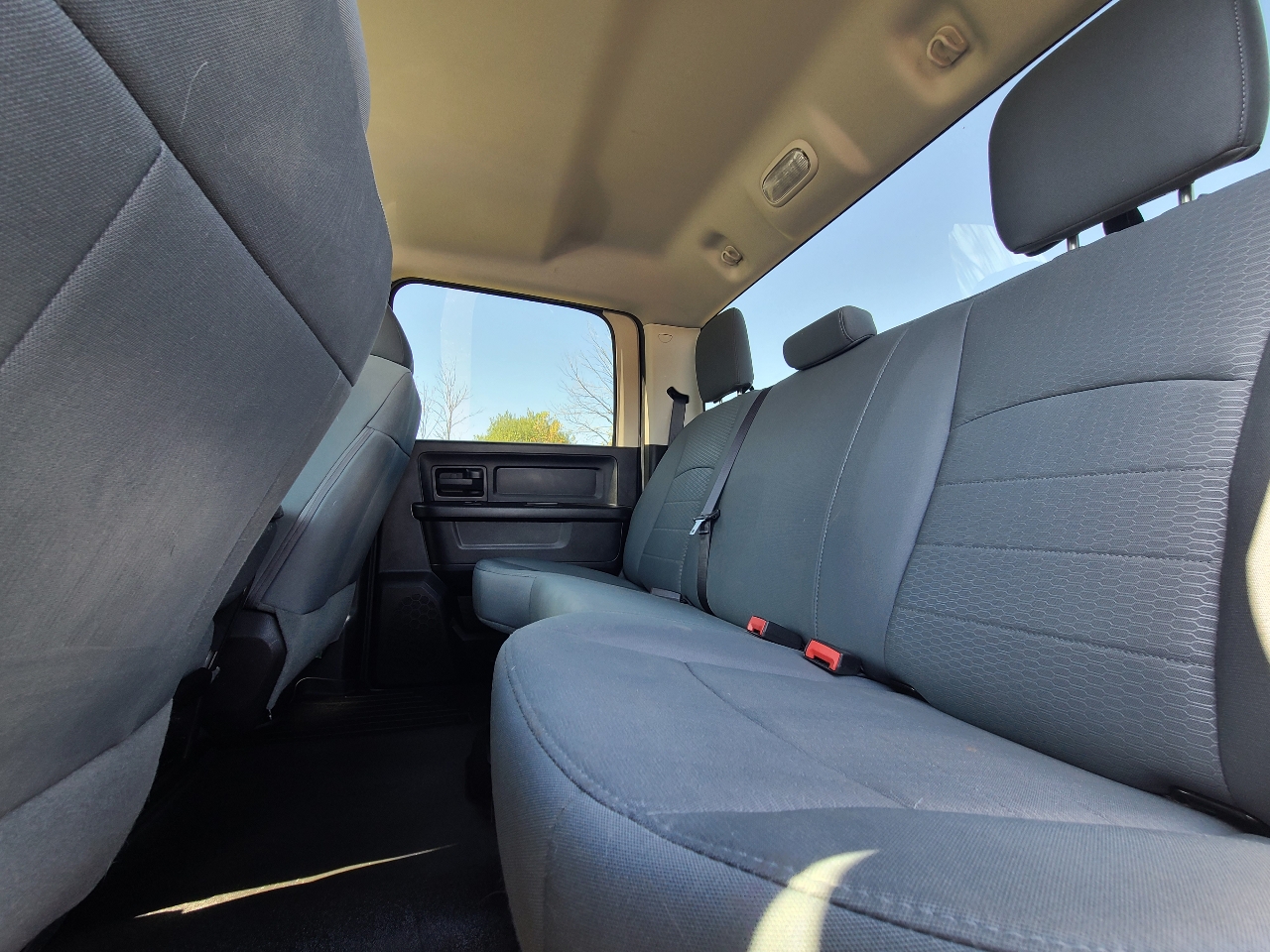 2017 Ram 1500 Express photo 13