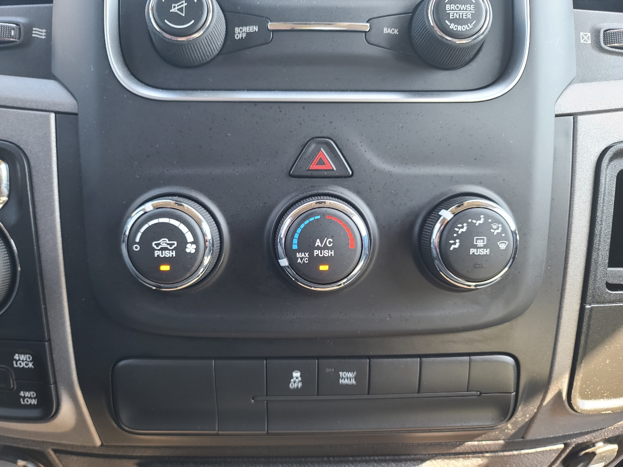 2017 Ram 1500 Express photo 23