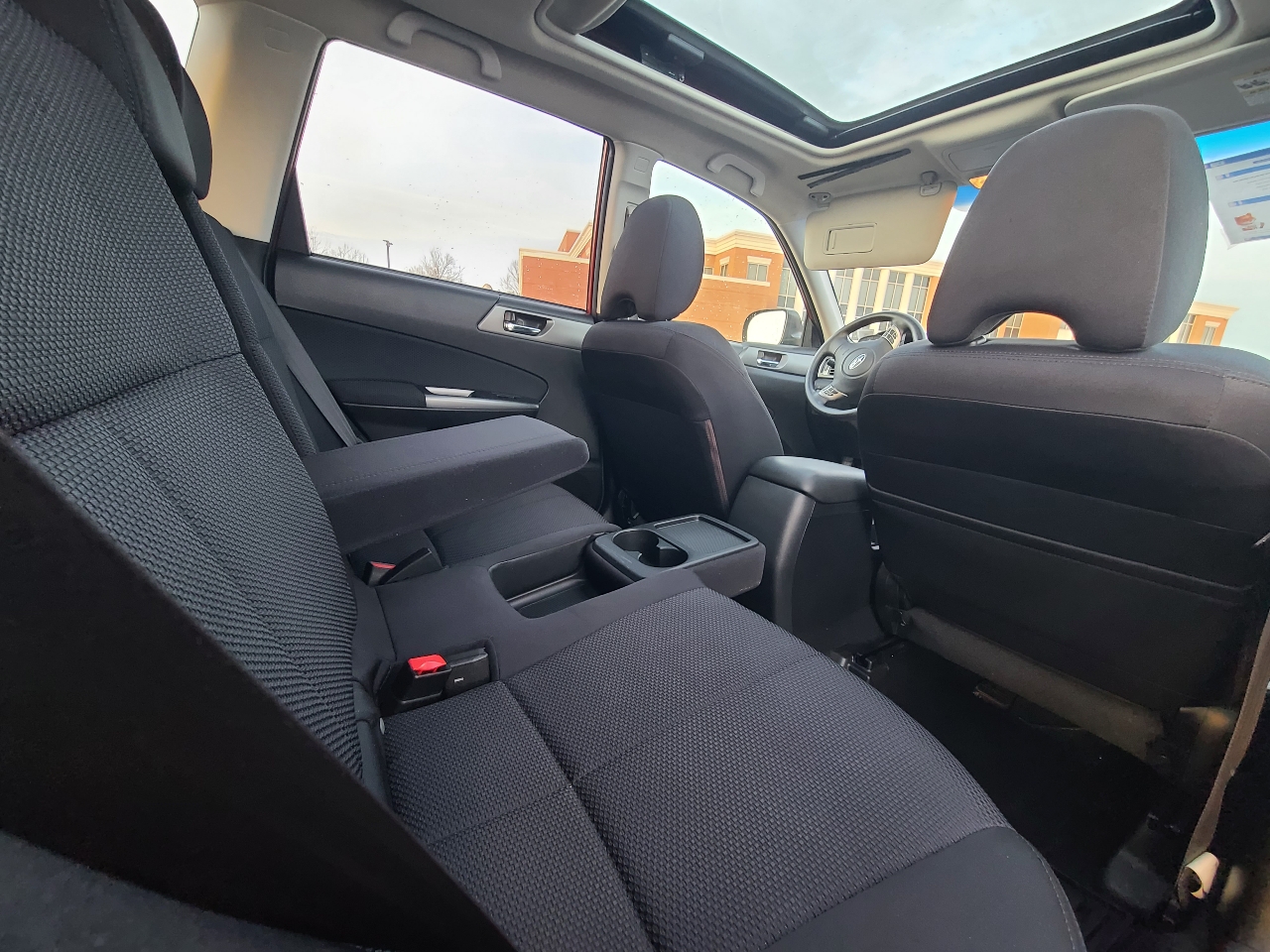 Subaru Forester 2.5X Premium 2011