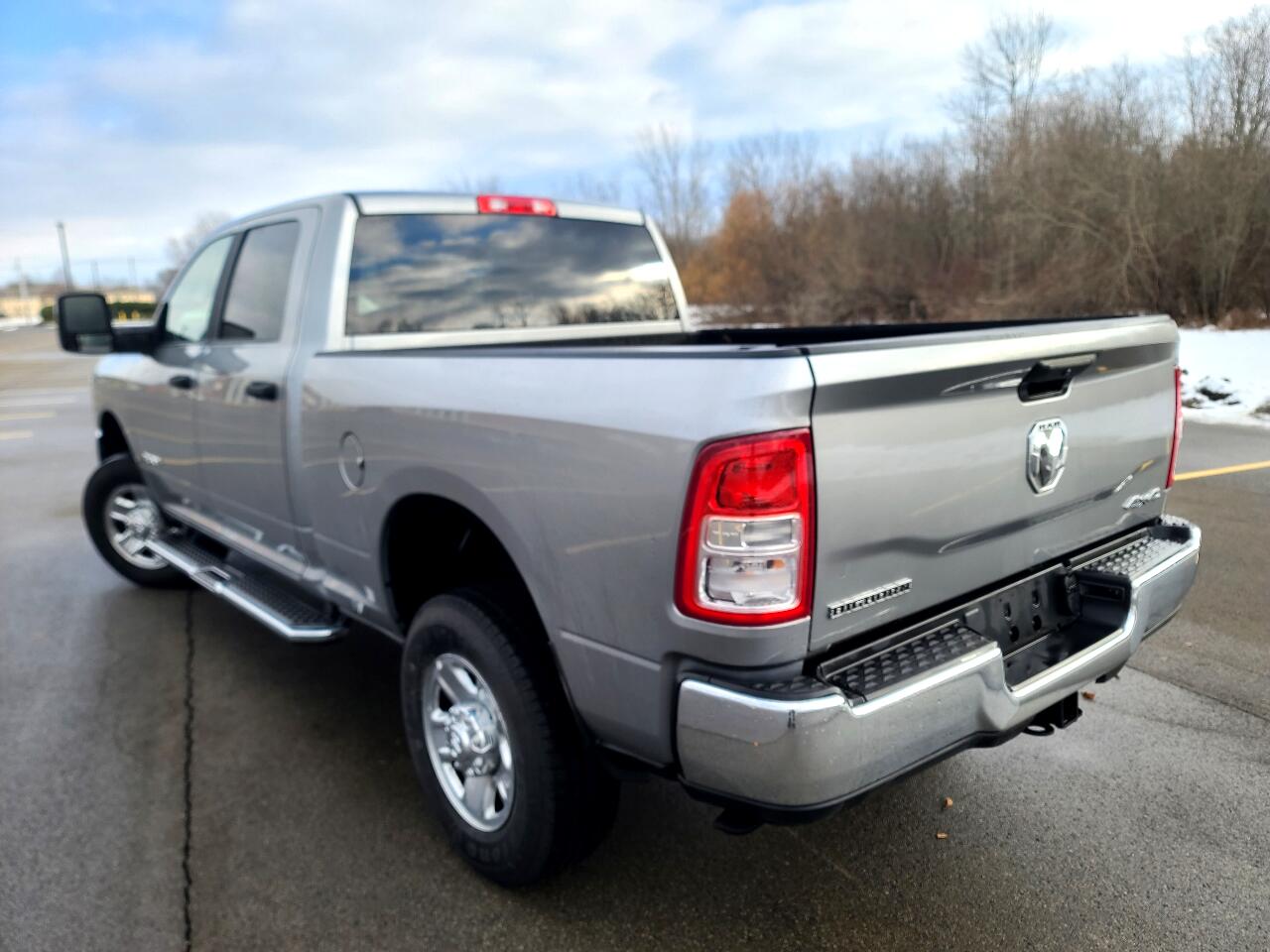 RAM 2500 Big Horn 4x4 Crew Cab 6'4" Box 2024