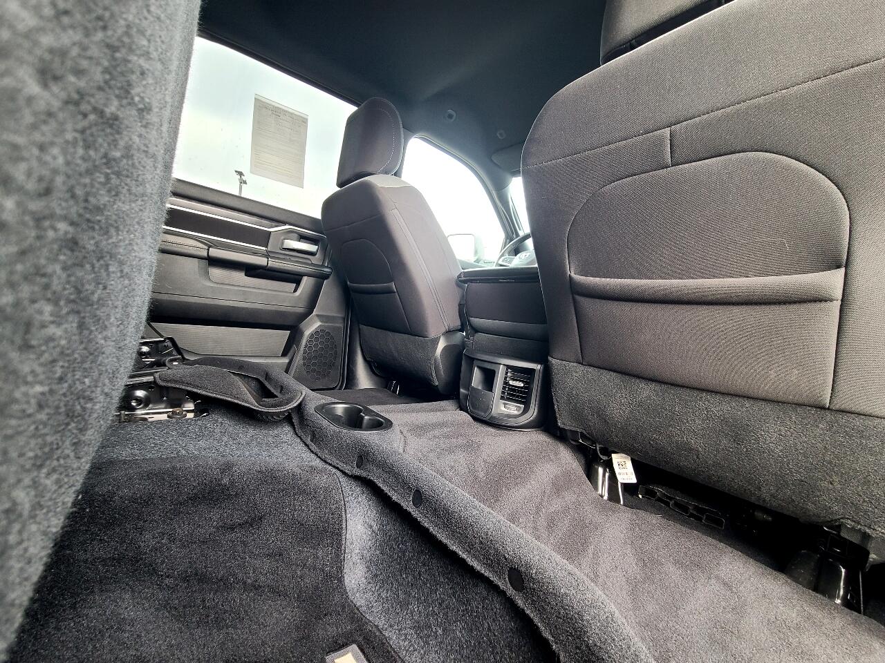 RAM 2500 Big Horn 4x4 Crew Cab 6'4" Box 2024