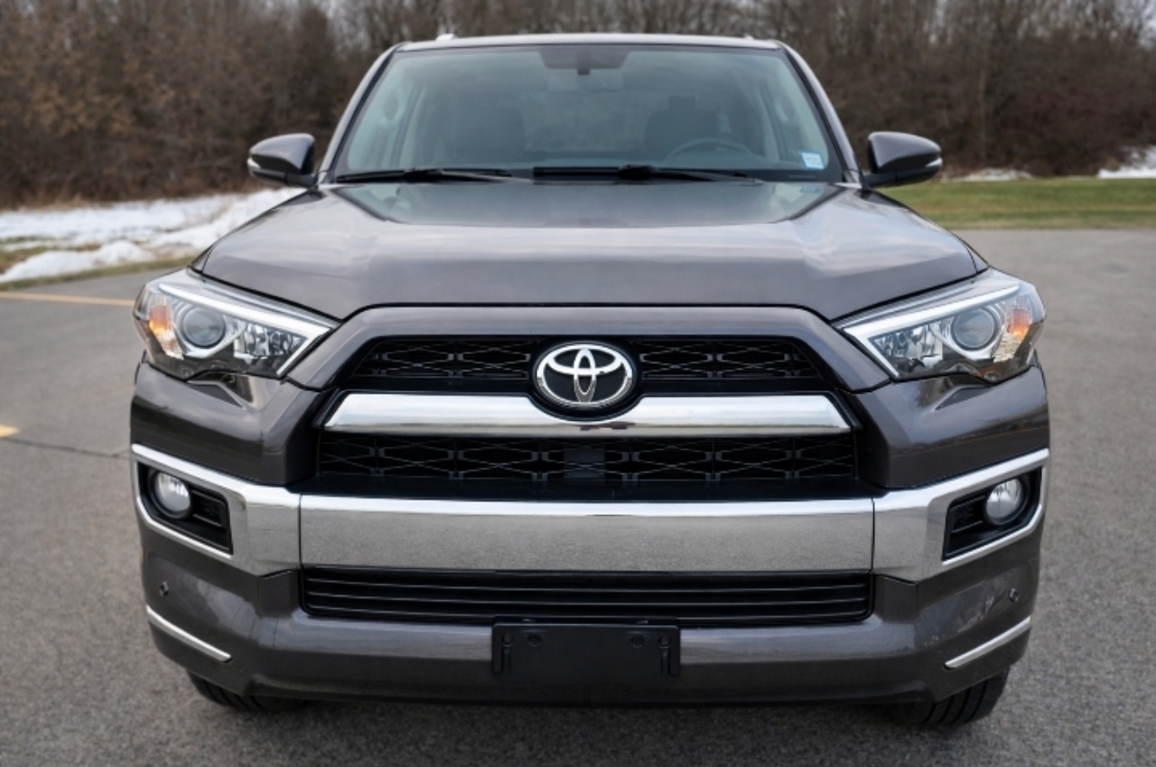 Toyota 4Runner Limited 4WD 2016