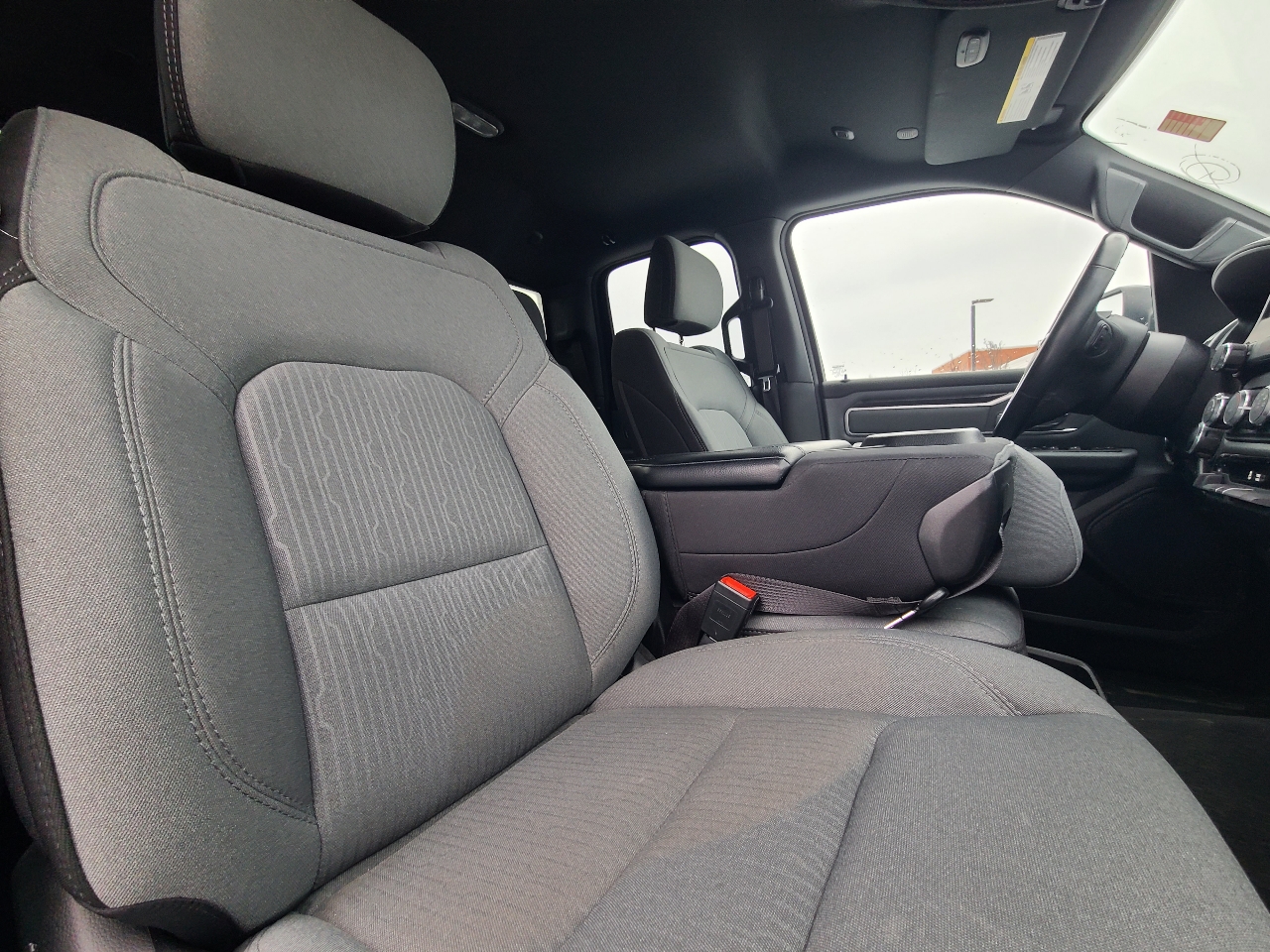 RAM 1500 Big Horn Quad Cab 4WD 2022