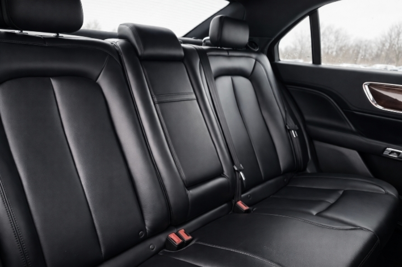 Lincoln Continental Base 2019