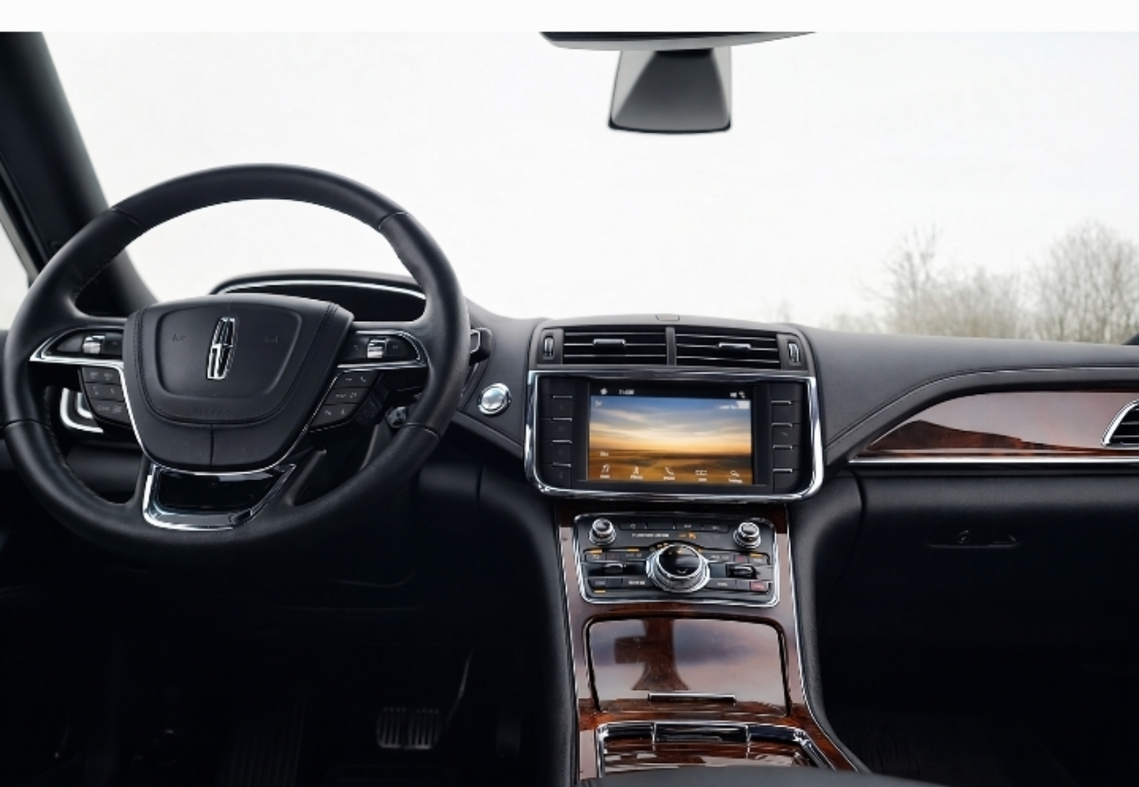 Lincoln Continental Base 2019