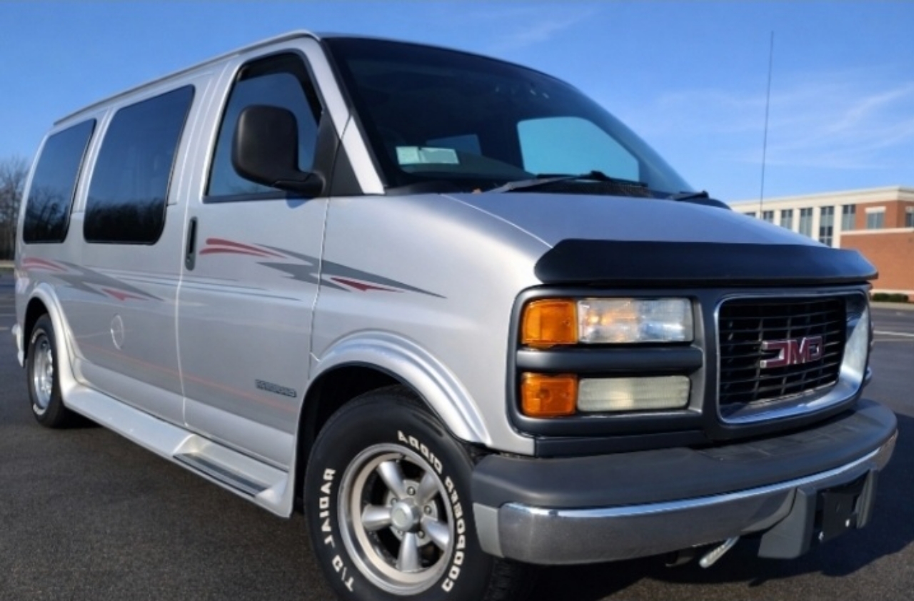 GMC Savana G1500 2002