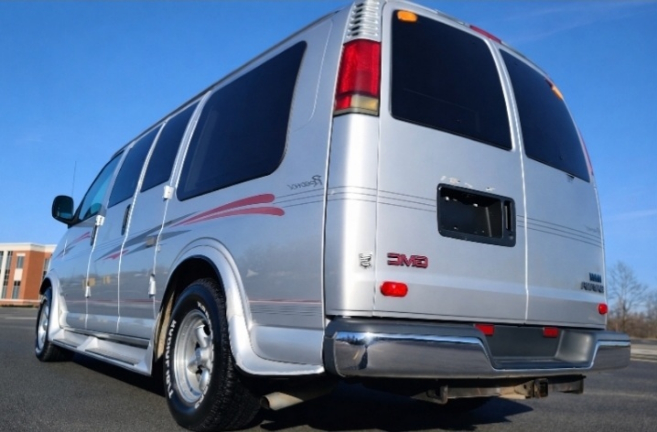 GMC Savana G1500 2002