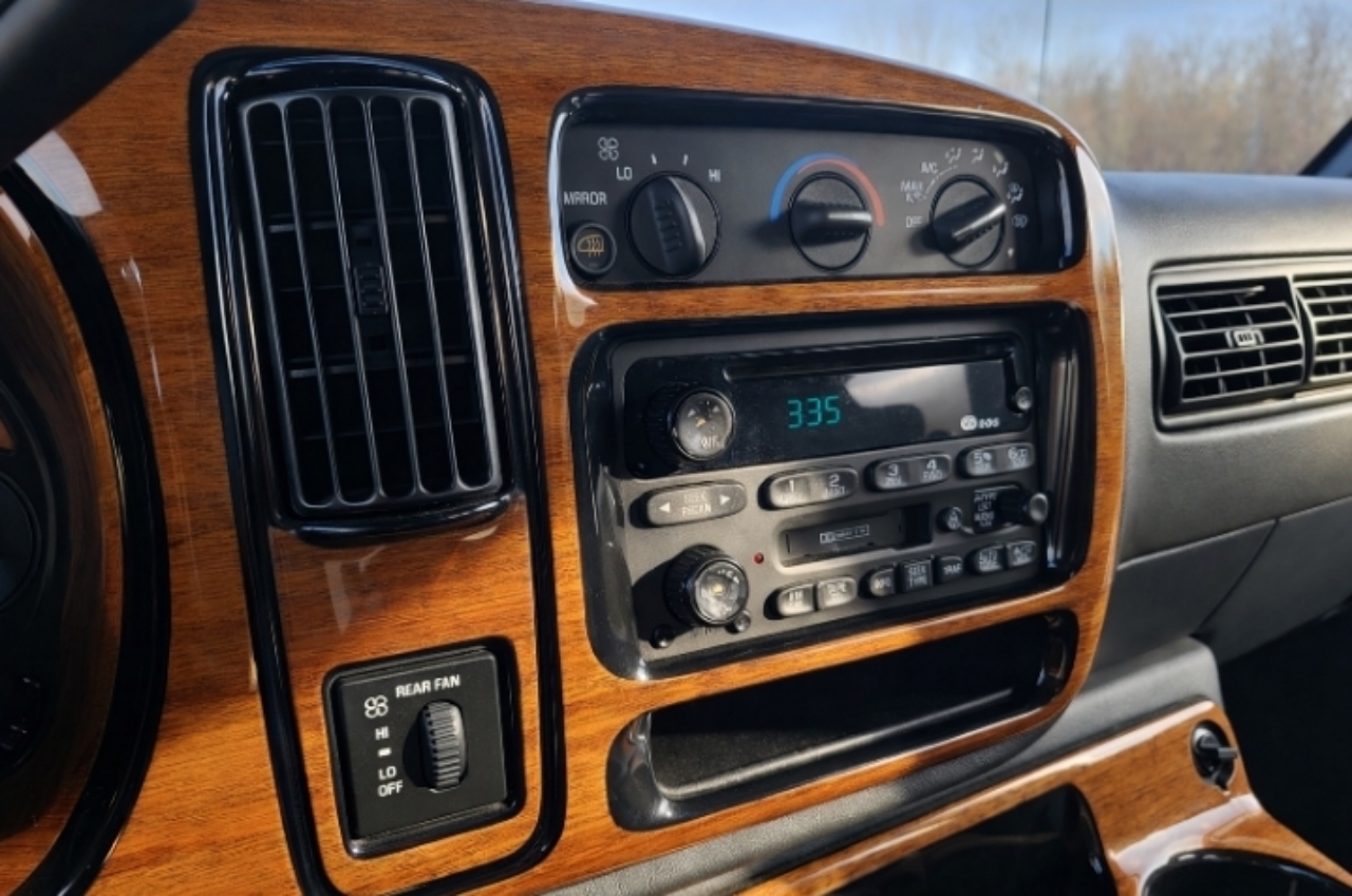 GMC Savana G1500 2002