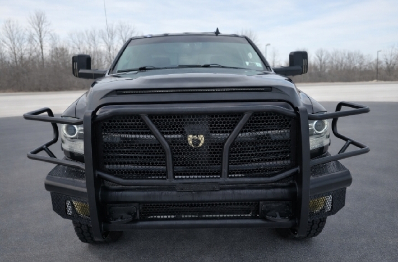 RAM 2500 Lone Star 4x4 Mega Cab 6'4" Box 2015