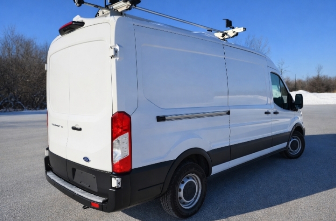 Ford Transit 250  2022