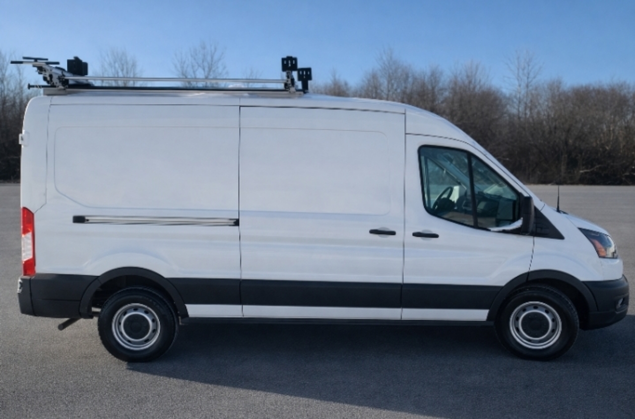 Ford Transit 250  2022