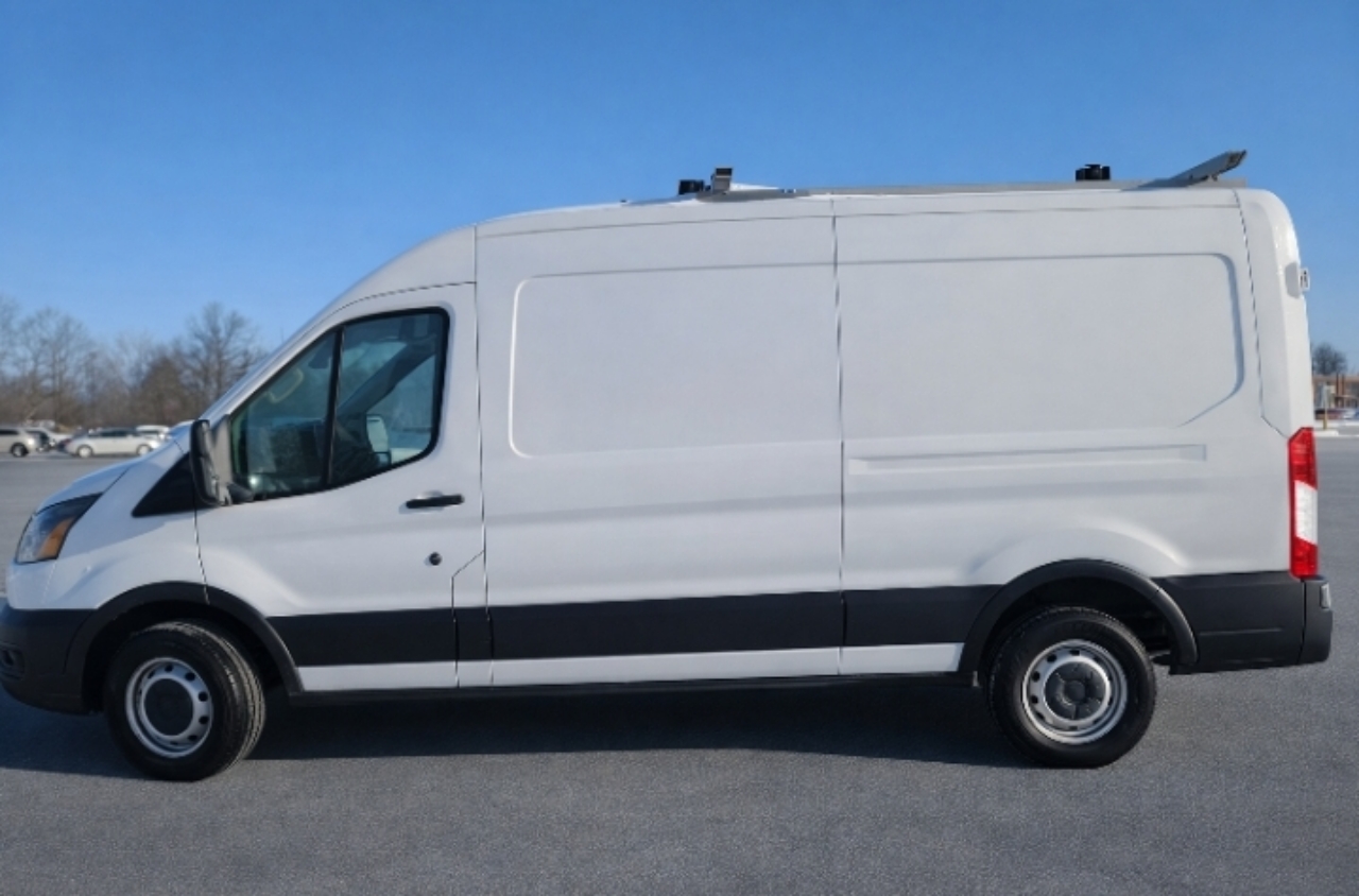 Ford Transit 250  2022