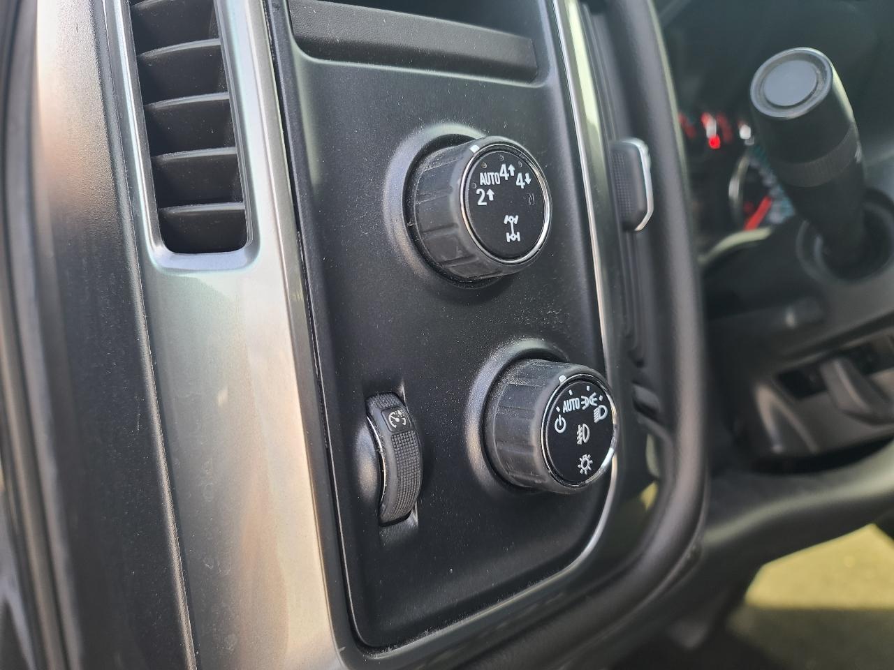 Chevrolet Silverado 1500 LTZ Double Cab 4WD 2018