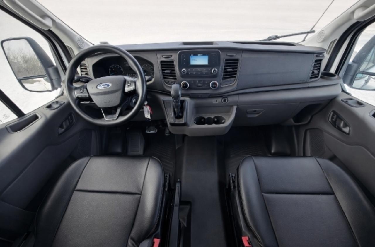 Ford Transit 250 Van Med. Roof w/Sliding Pass. 148-in. WB 2020