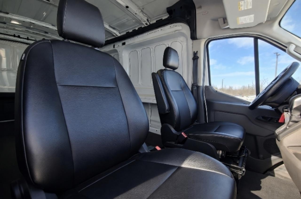 Ford Transit 250 Van Med. Roof w/Sliding Pass. 148-in. WB 2020