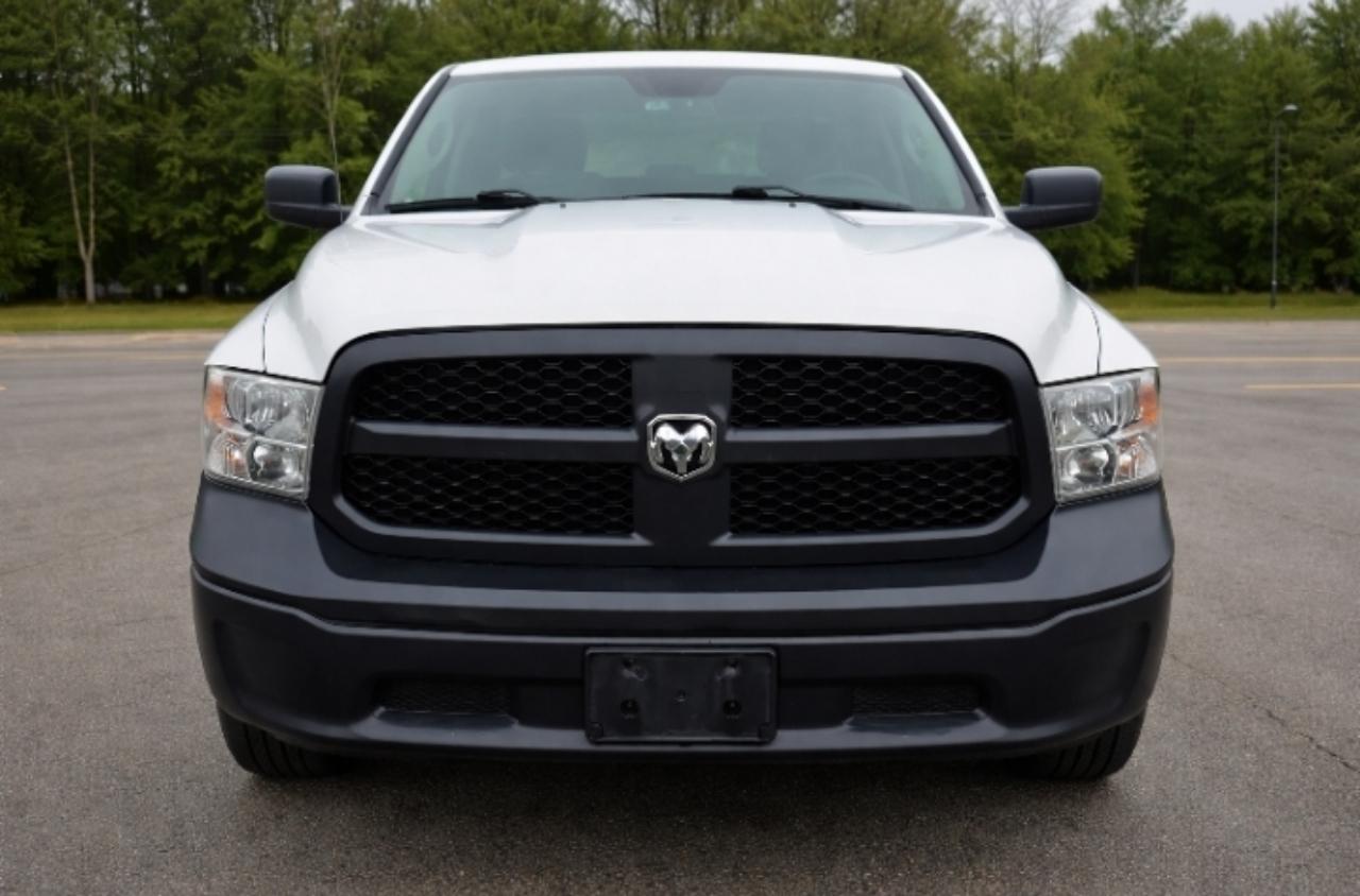 RAM 1500 Classic Tradesman Quad Cab 4WD 2023