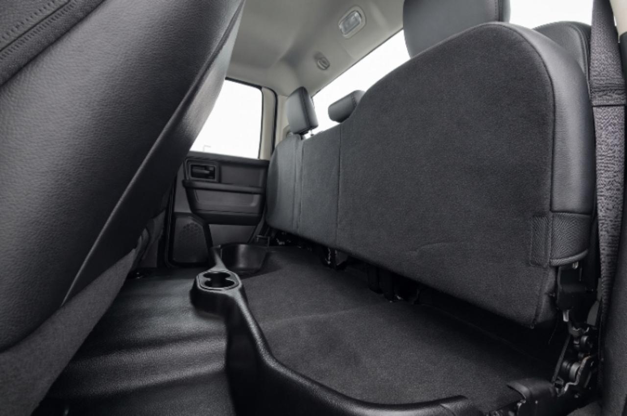 RAM 1500 Classic Tradesman Quad Cab 4WD 2023