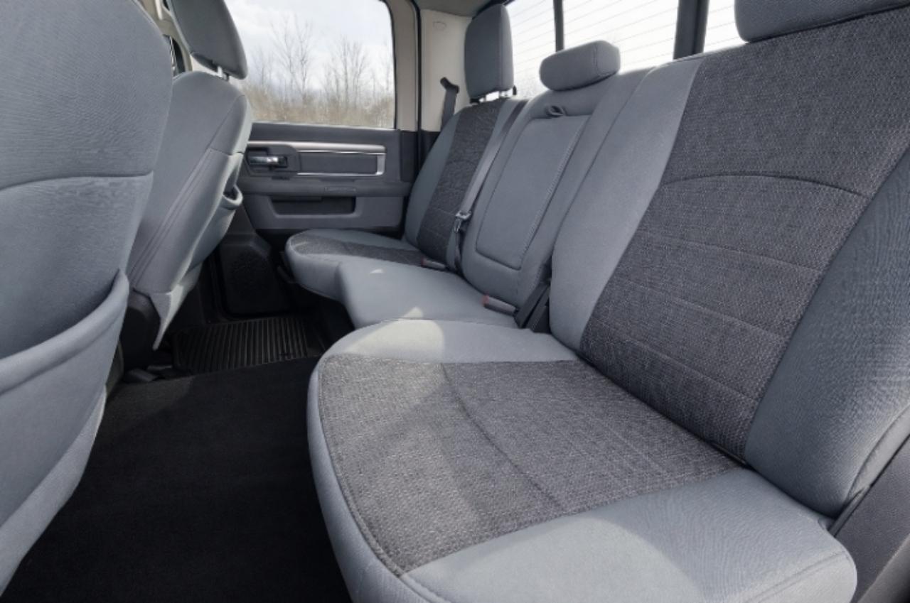 RAM 1500 Big Horn 4x2 Crew Cab 6'4" Box 2014