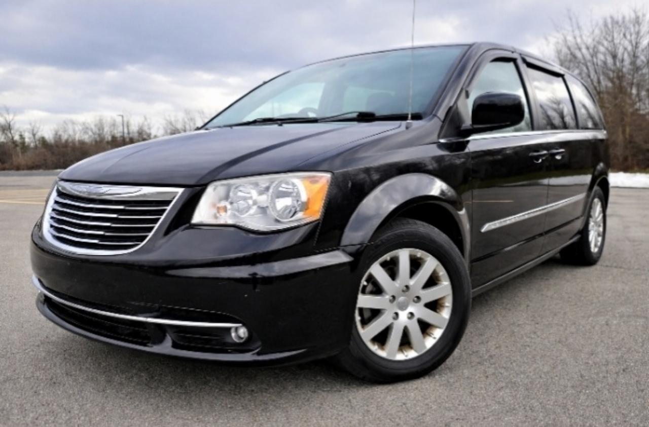 Chrysler Town & Country Touring 2014