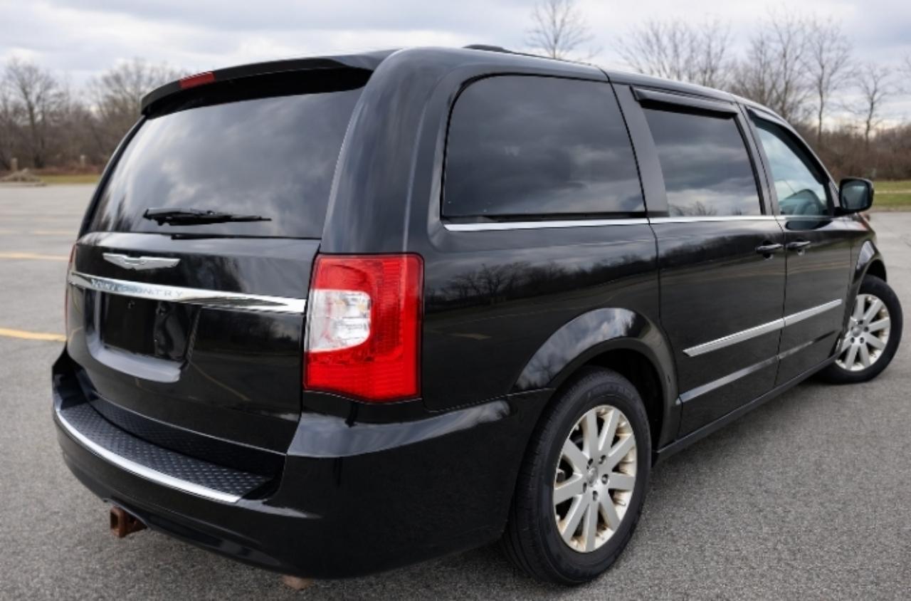 Chrysler Town & Country Touring 2014