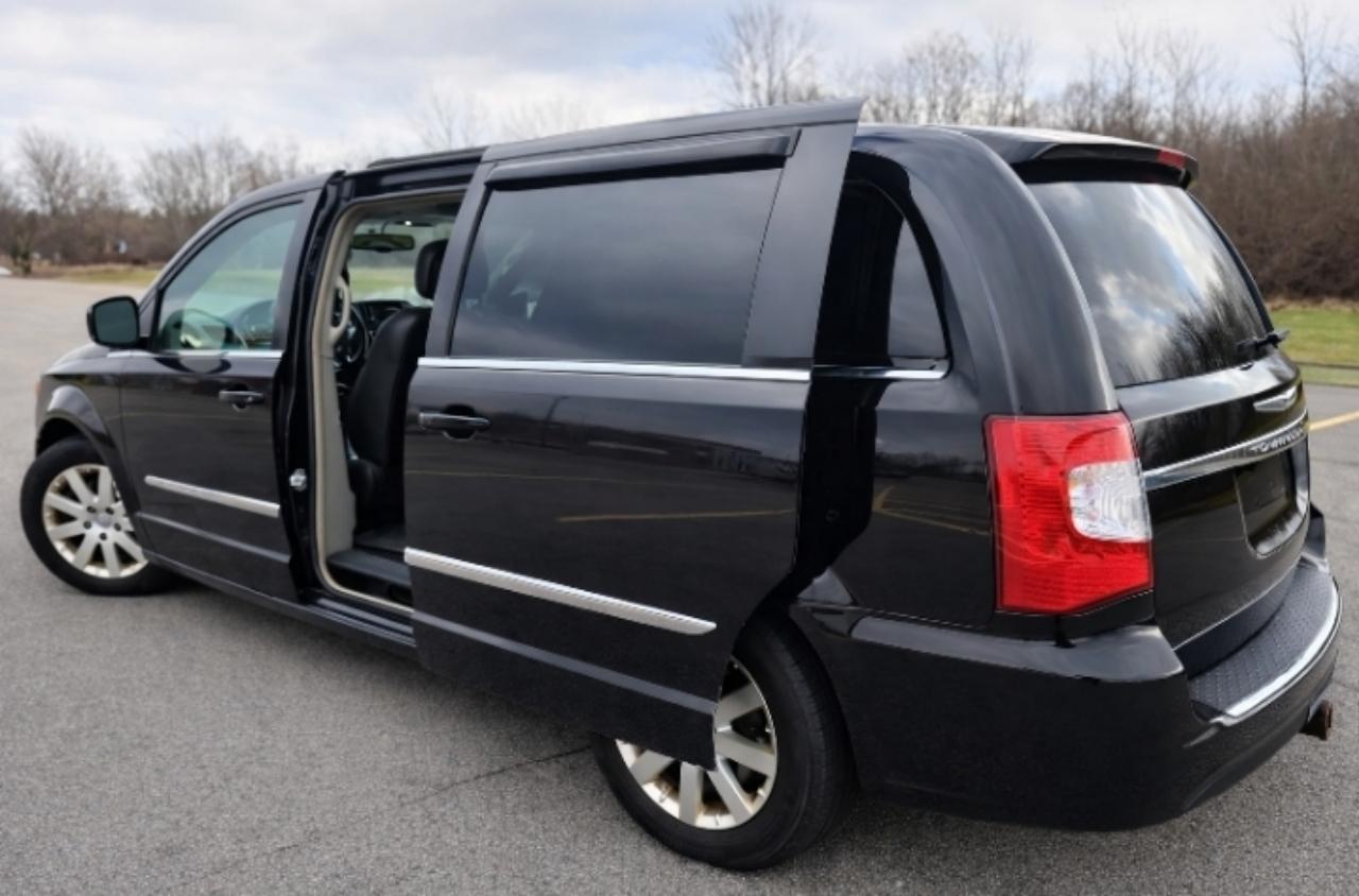 Chrysler Town & Country Touring 2014