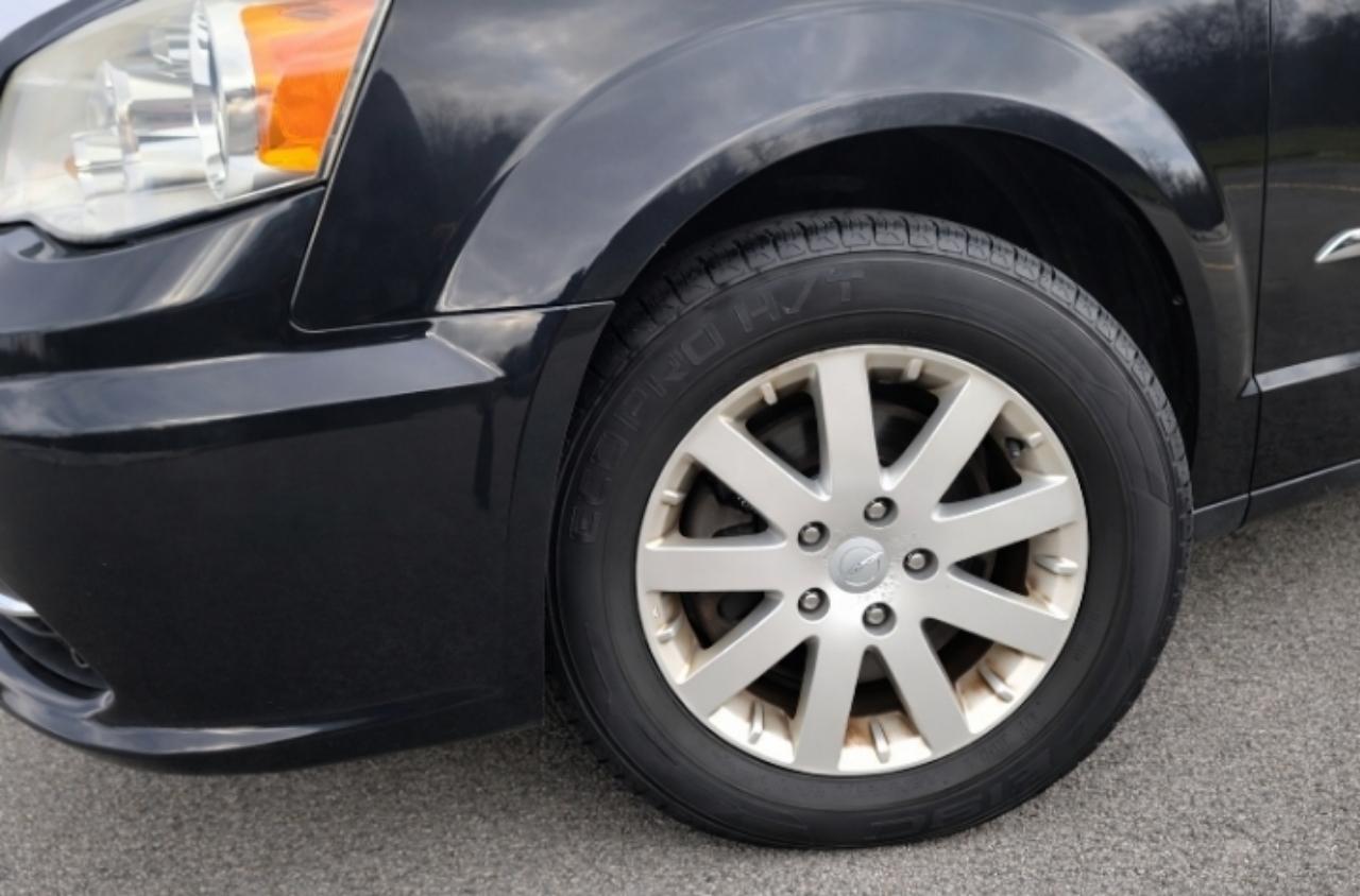 Chrysler Town & Country Touring 2014