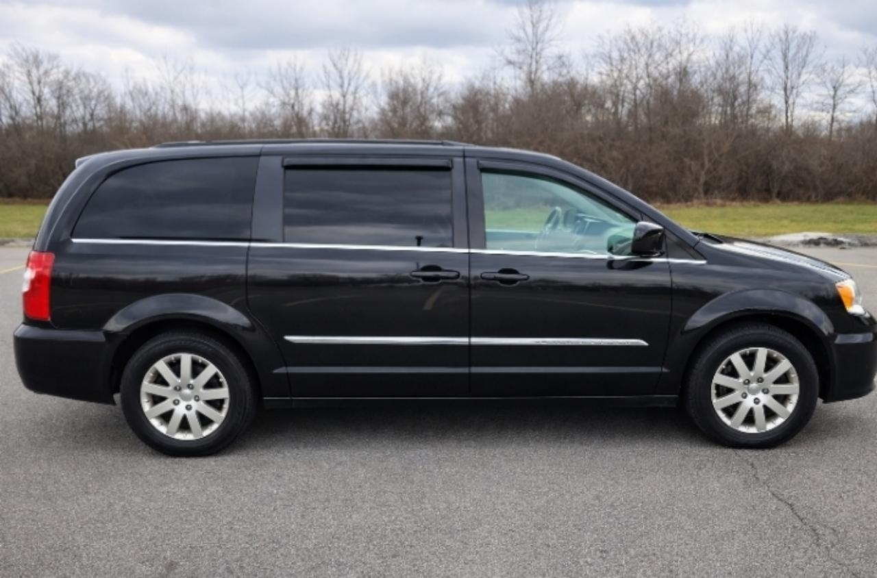 Chrysler Town & Country Touring 2014