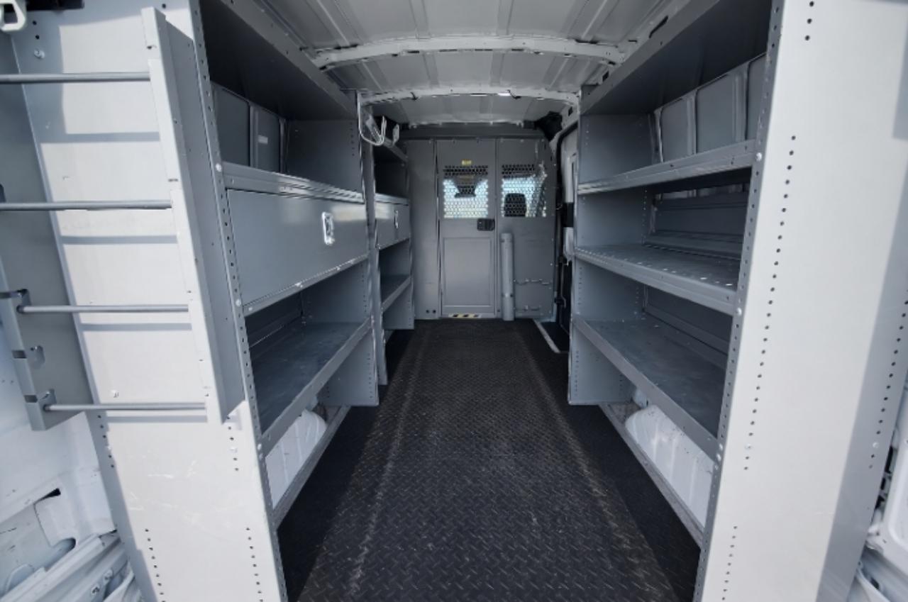 Ford Transit 250 Van Med. Roof w/Sliding Pass. 148-in. WB 2019