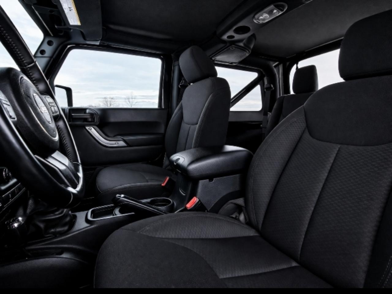 Jeep Wrangler Sport 4WD 2017