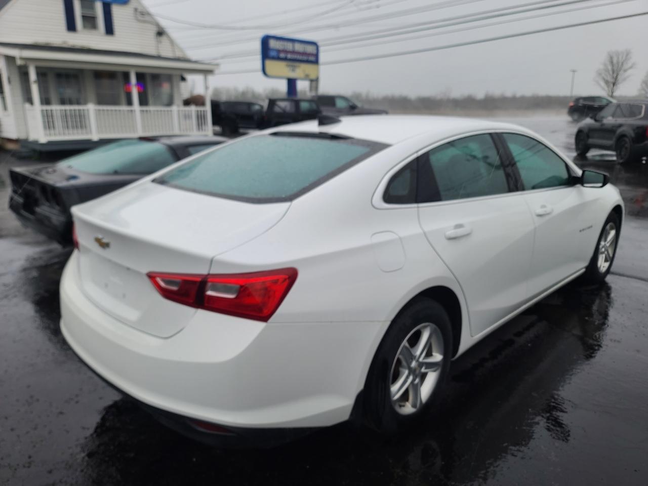 Chevrolet Malibu LS 2022