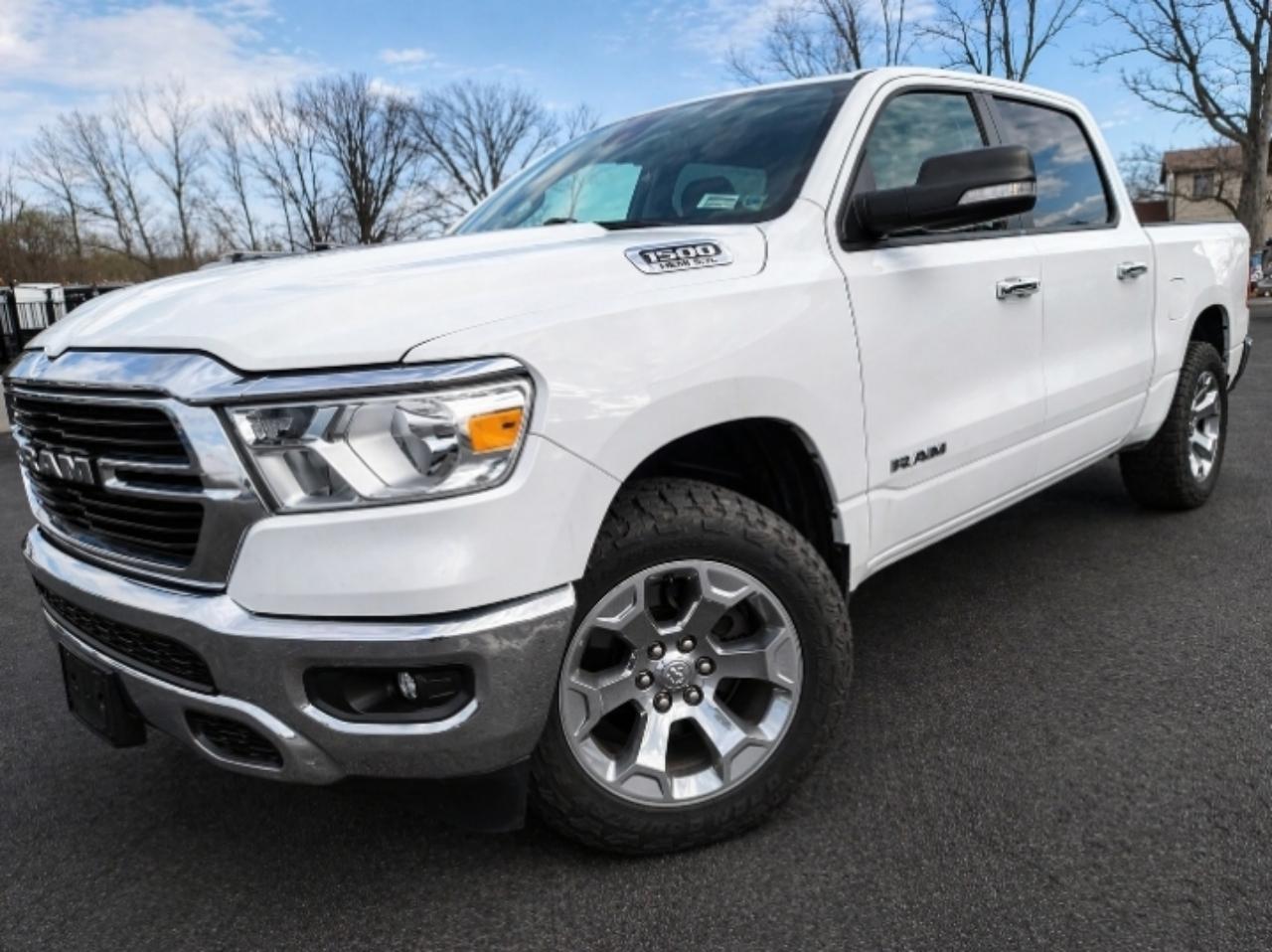 RAM 1500 Big Horn Crew Cab SWB 4WD 2020